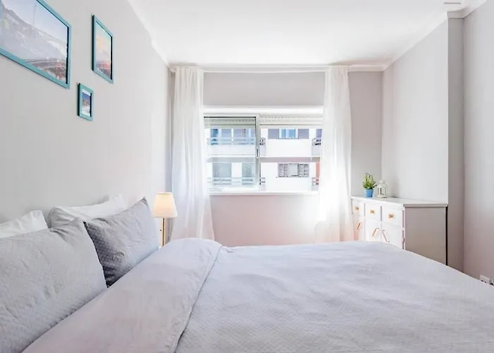 Lar Doce Lar Porto Apartment