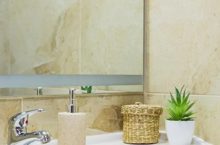 Lar Doce Lar Porto Apartment